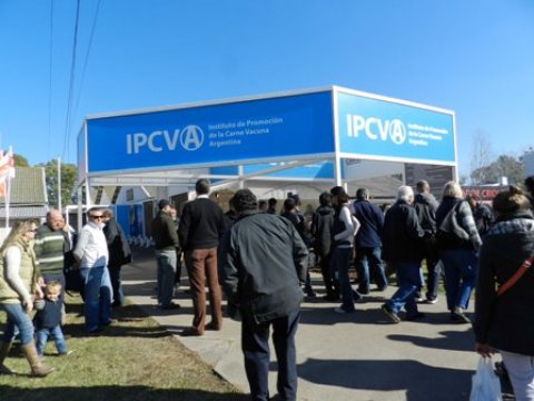 GRAN PRESENCIA DEL IPCVA JUNTO A LA MEJOR GENÉTICA EN LA NACI...