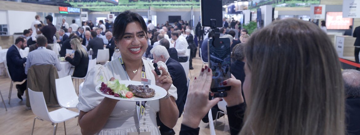 Influencers europeos destacaron la carne argentina en la SIAL París 2024