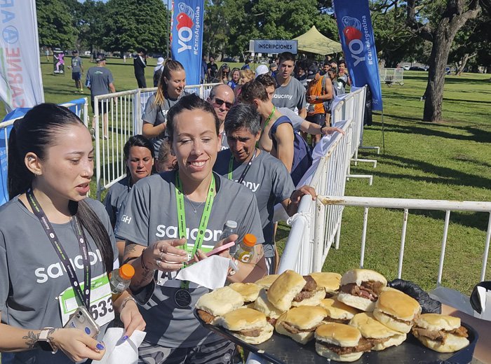 La Carne Argentina fue el combustible oficial de la Baires 15km...